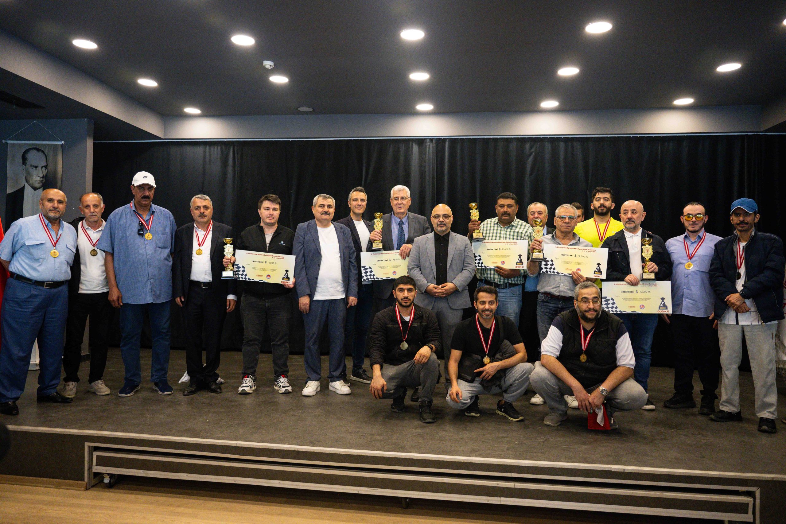 Damada uluslararası buluşma