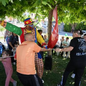 Engellilerle fidan dikimi (2)